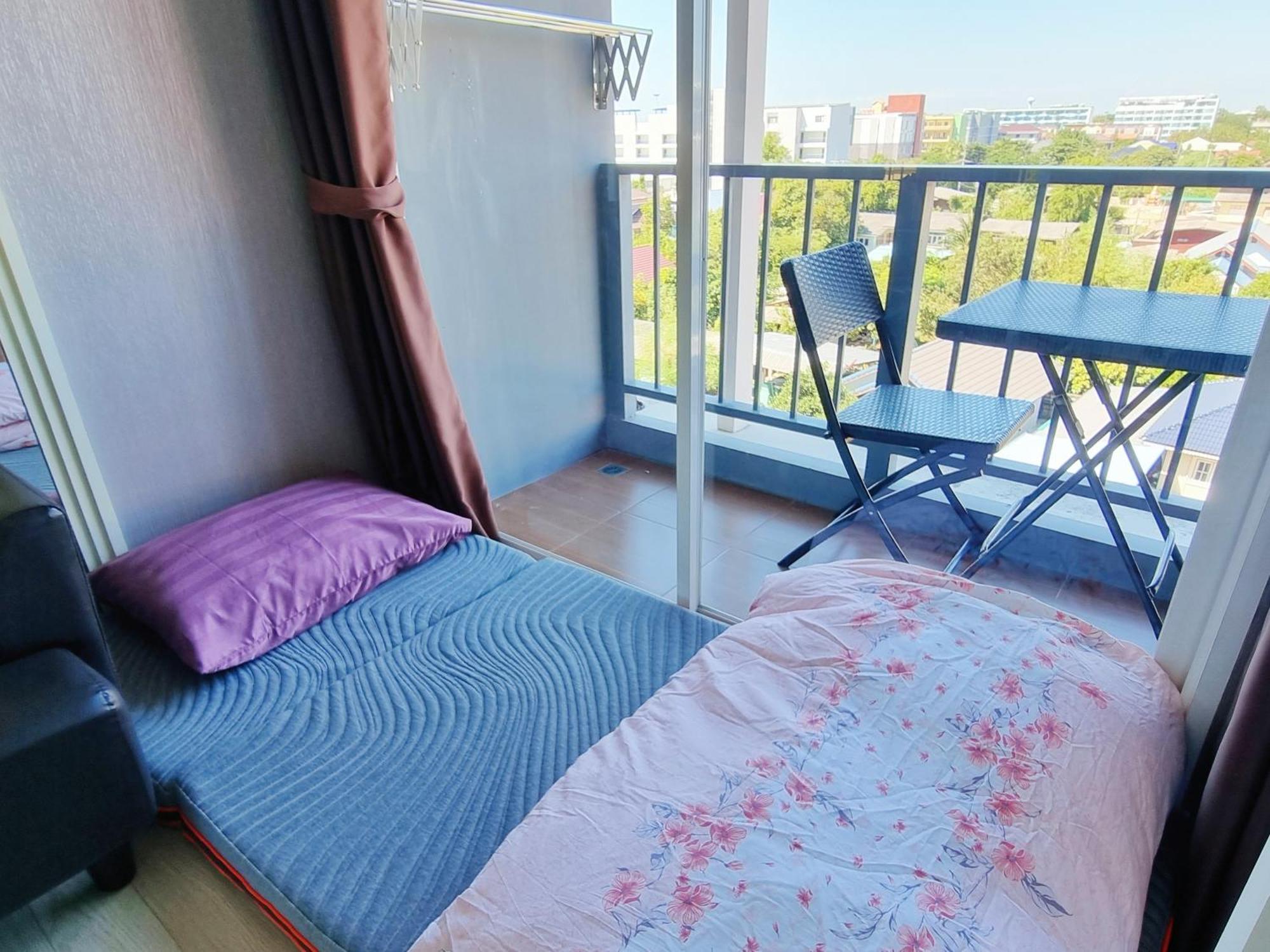 Apartamento The Patio Bangsaen Exterior foto